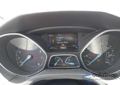 2016 Ford Focus Se z USA, uszkodzony, nr VIN 1FADP3KE2GL223985